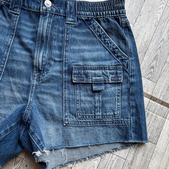 NWT AMERICAN EAGLE Highest Rise 90s Boyfriend Cargo Denim Jean Shorts Sz 8‎ - Picture 4 of 14
